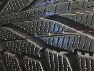 Nokian Hakkapelita r2suv 215/65 R17