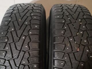Pirelli Icezero 215/65 R17