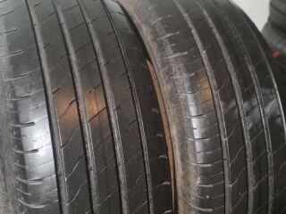 Goodyear Efficentgrip 2 215/65 R17