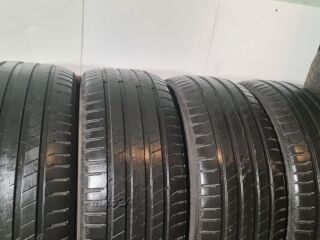 Michelin  235/55 R19