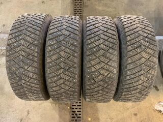 Goodyear Ultragrip iceartic - 8.5mm komplekt !! 215/65 R17