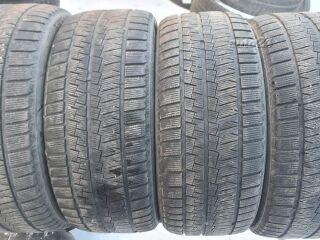 Kapsen  295/40 R21