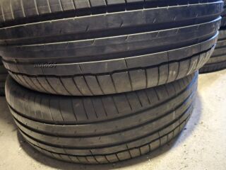 Hankook Vwntus s1 evo3 235/55 R19