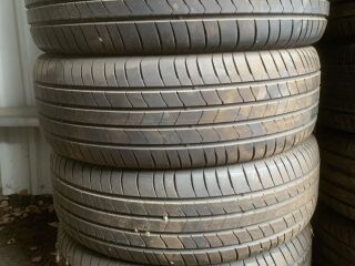 Kumho Ecsta hs51 215/55 R18