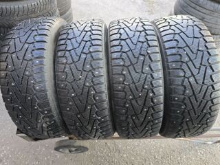 Pirelli Ice zero 215/65 R16